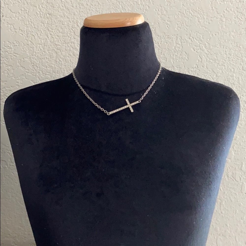 Silver Rhinestone Cross & Matching Bracelet - Picture 2 of 6